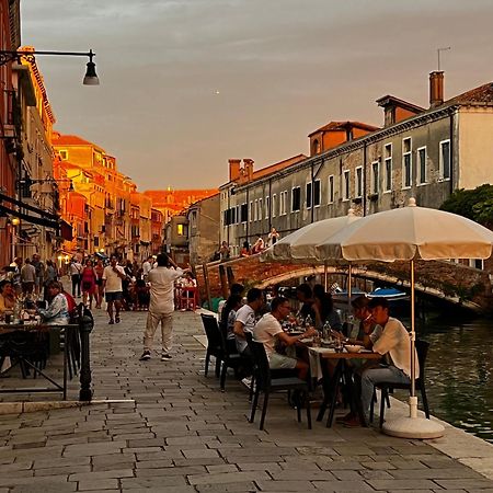 Tintoretto 1 Con Terrazza Sopra Il Tetto, 3 Bagni, 3 Grandi Camere Da Letto, Super Nuovo Venice Luaran gambar