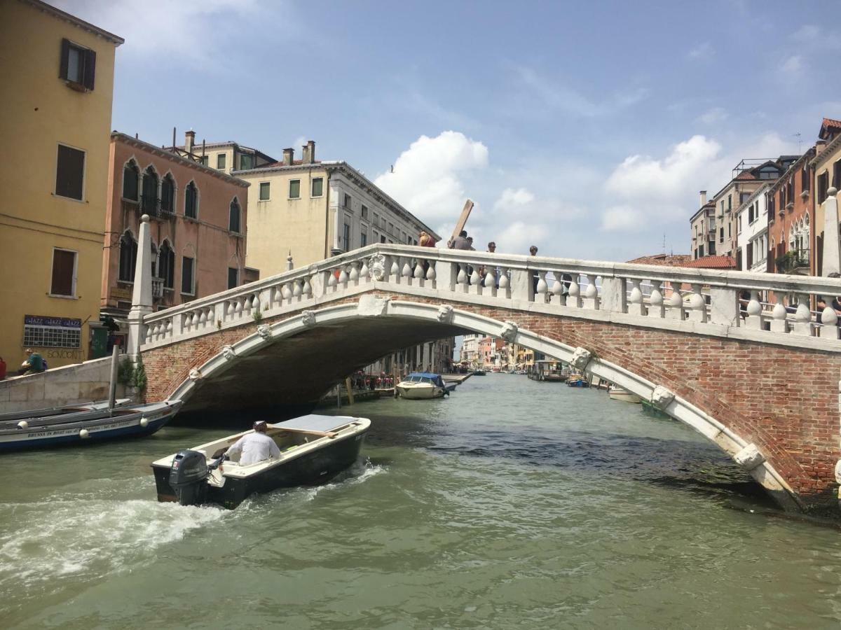 Tintoretto 1 Con Terrazza Sopra Il Tetto, 3 Bagni, 3 Grandi Camere Da Letto, Super Nuovo Venice Luaran gambar